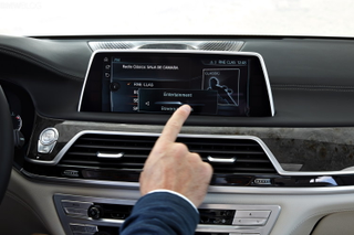 Illustration for article titled Exclusive Preview: 2016 BMW 7 Series